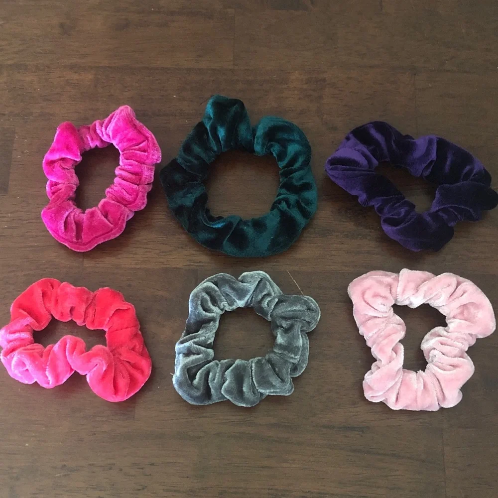Women’s Velvet Hair Scrunchie Set
